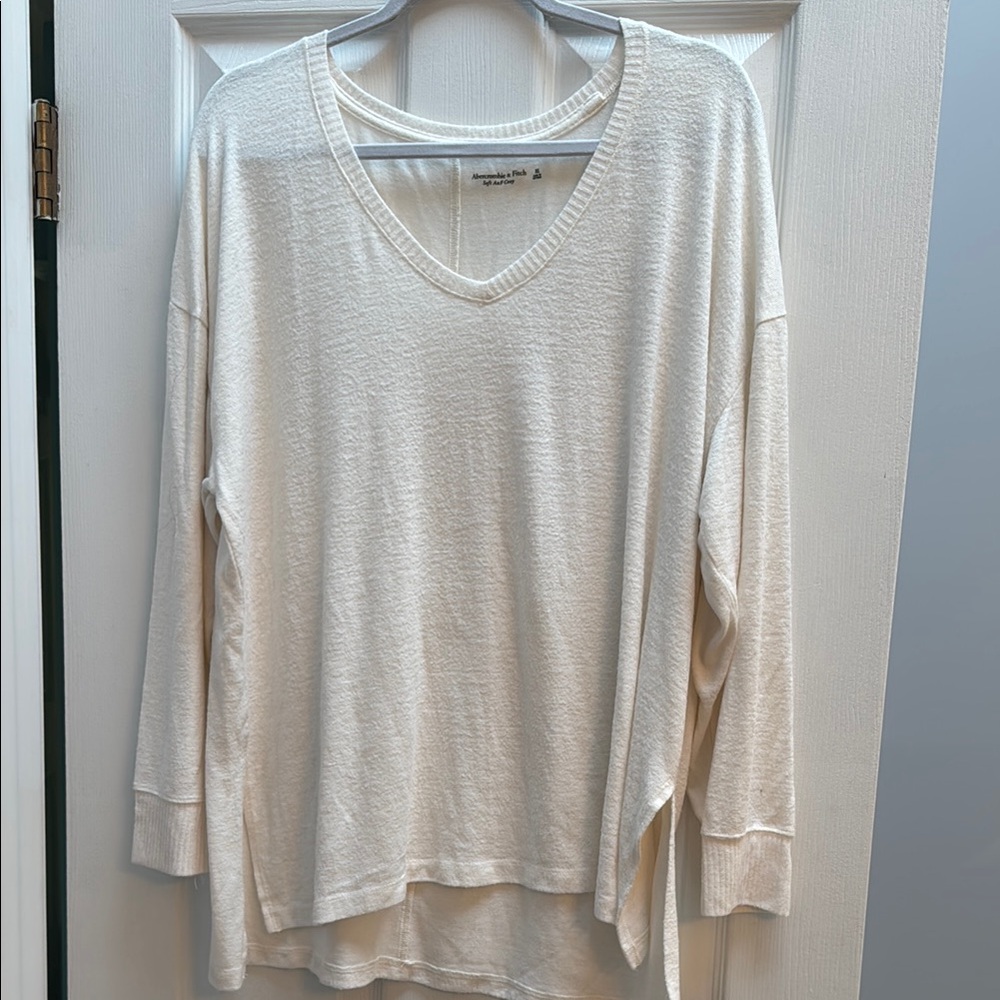 Abercrombie & Fitch Cream Oversized 3/4 Sleeve T-Shirt